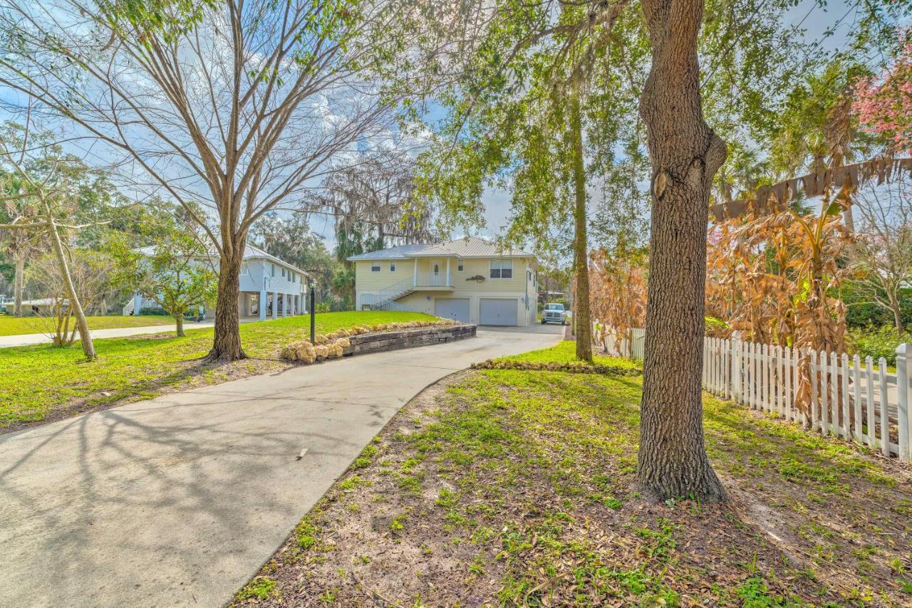 Withlacoochee River House With Dock And Kayaks! Villa Yankeetown Exterior photo